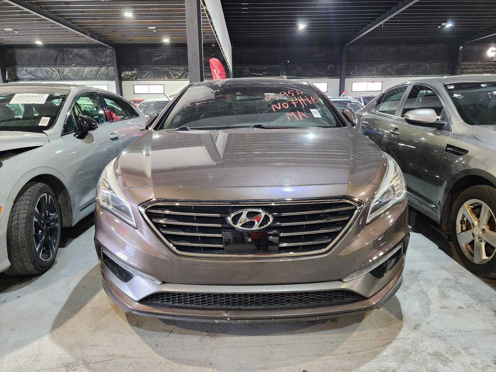 2015 HYUNDAI SONATA — 170971 Miles — Lot 4532658 — Al Quoz - Marhaba Auctions Used Cars - Image 5