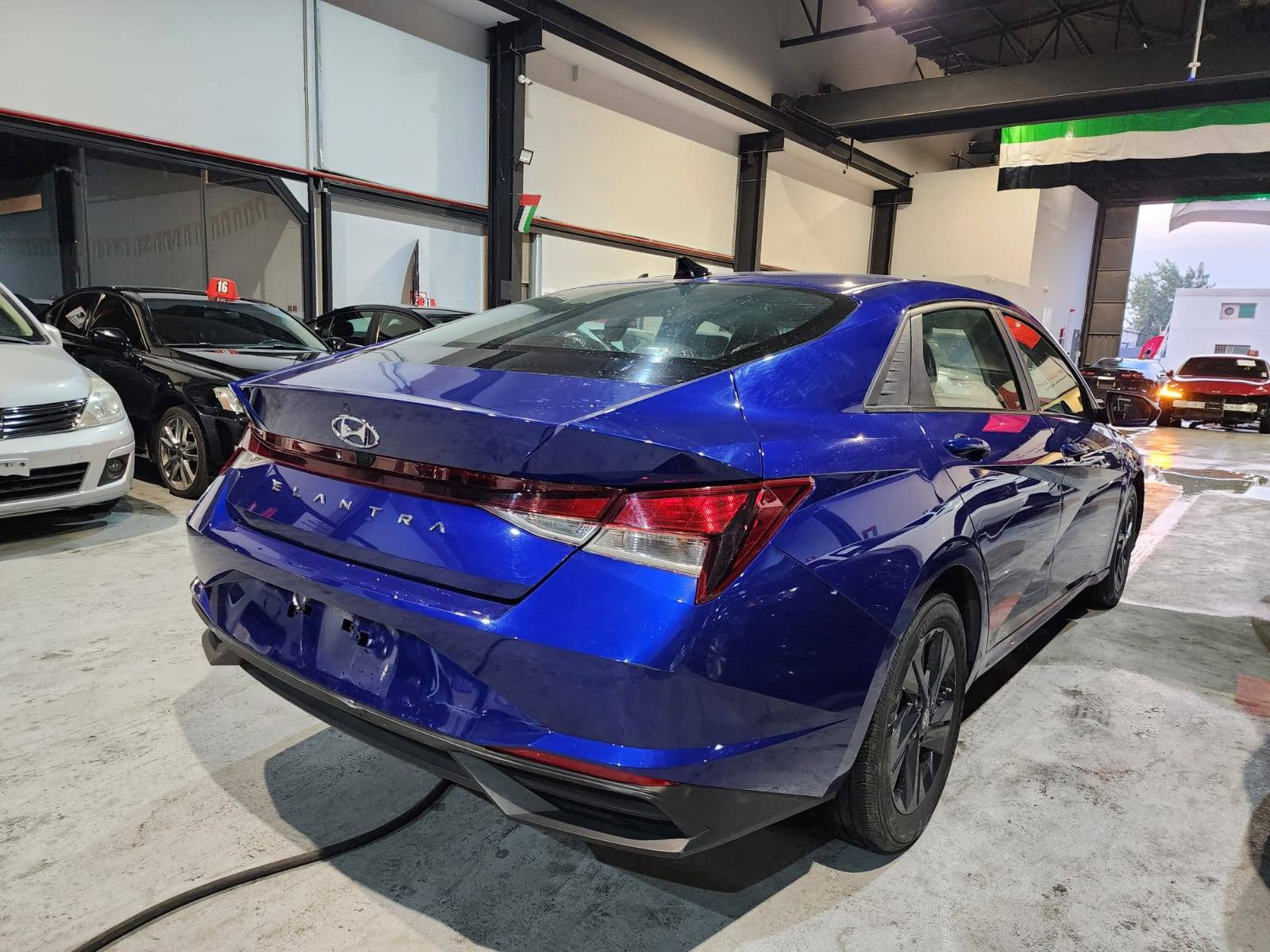 2021 HYUNDAI ELANTRA — 32199 KM — Lot MU076907 — Al Quoz - Marhaba Auctions Used Cars - Image 8