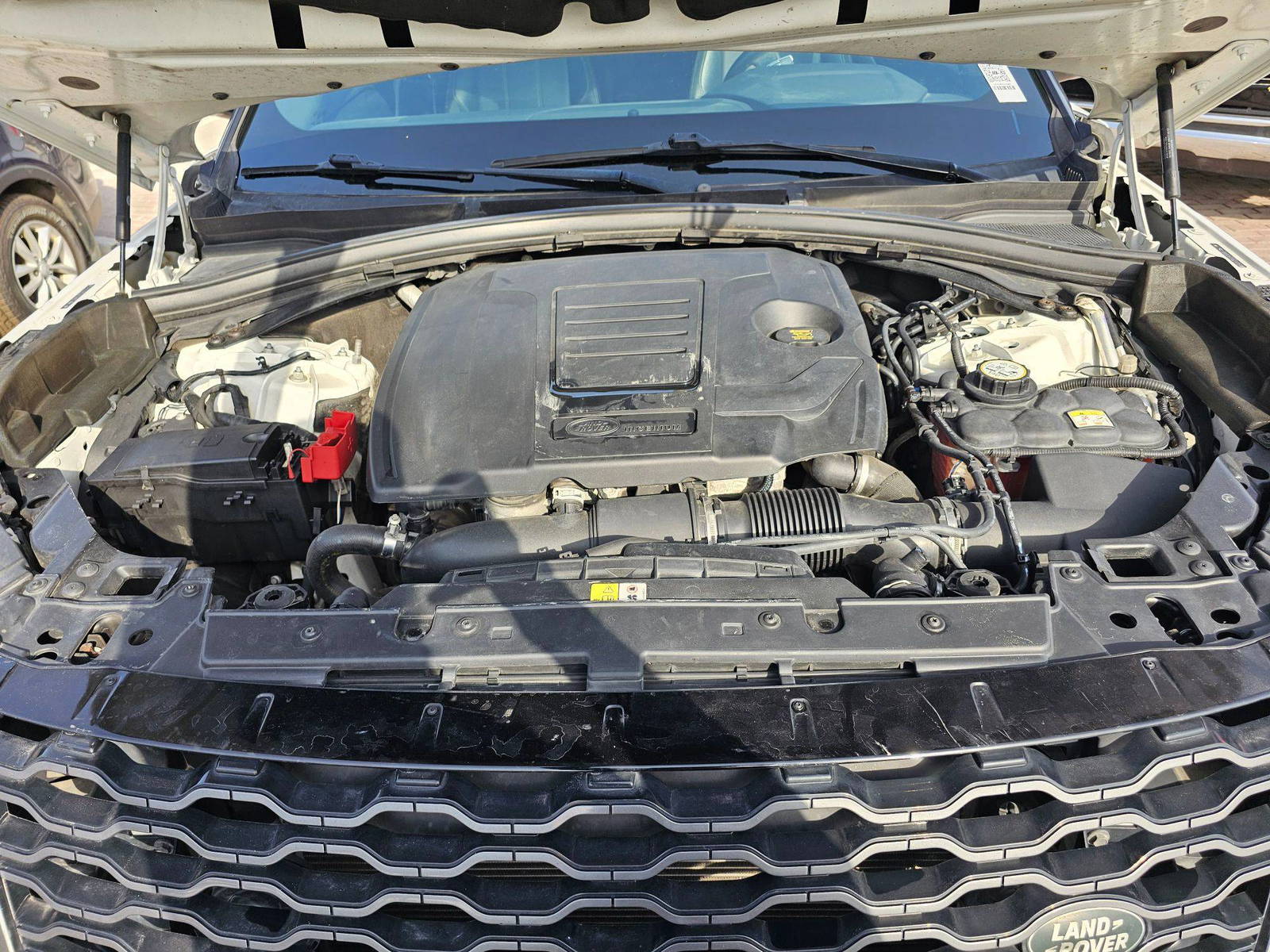 LAND ROVER RANGE ROVER VELAR R-DYNAMIC S 2018 - Marhaba Auction Used Cars - Image 12