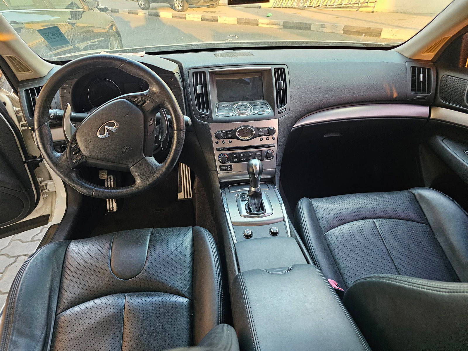 INFINITI G37S 2010 - Marhaba Auction Used Cars - Image 4