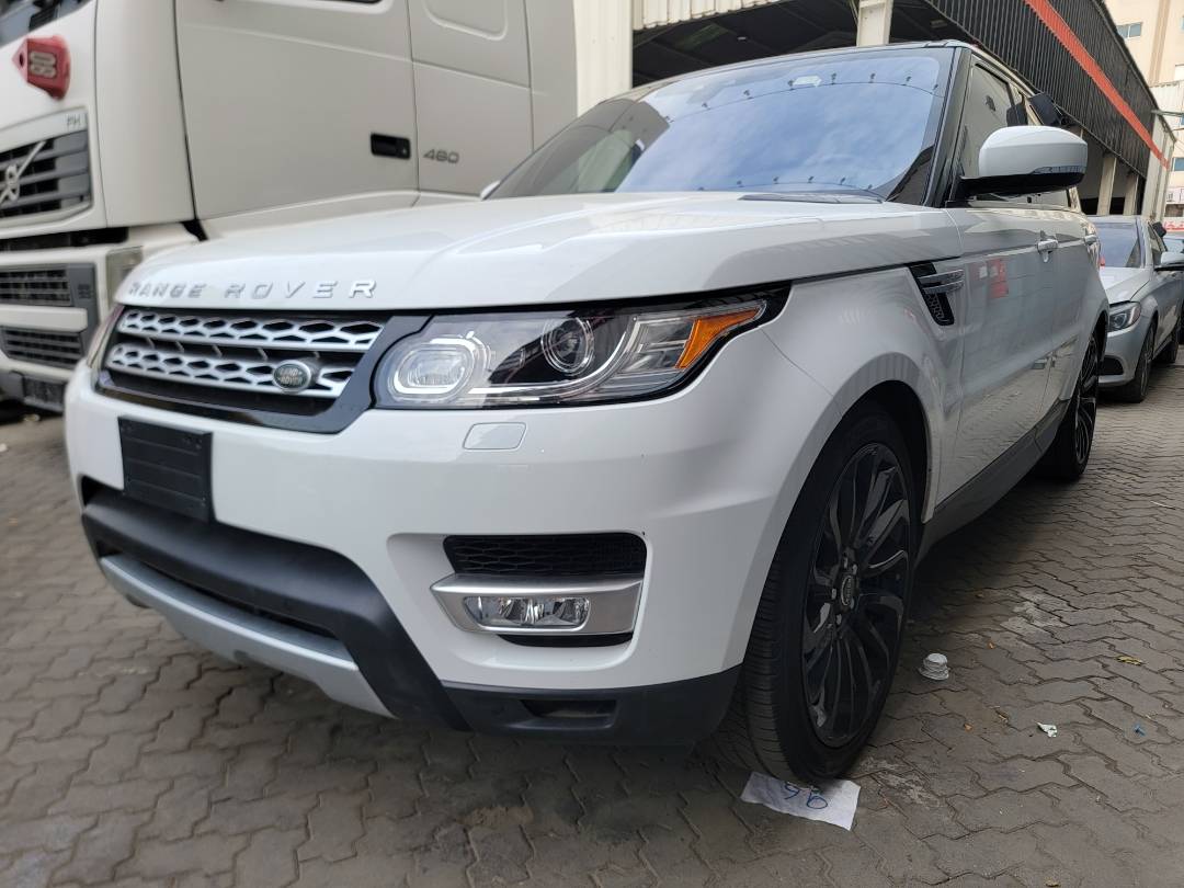 2017 LAND ROVER RANGE ROVER SPORT HSE — 38594 Miles — Lot 174797 — Main - Marhaba Auctions Used Cars - Image 3