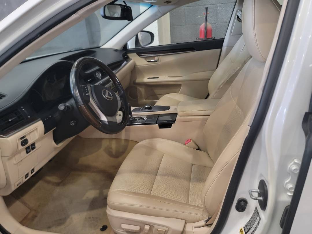2014 LEXUS ES 350 — 196437 Miles — Lot 9E2107943 — Main - Marhaba Auctions Used Cars - Image 8