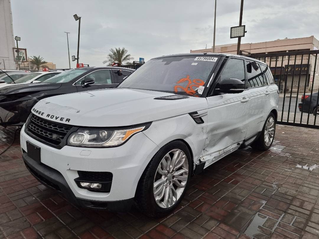 2016 LAND ROVER RANGE ROVER SPORT HSE — 97945 Miles — Lot F9GA117420 — Ind. 12 - Marhaba Auctions Used Cars - Image 3