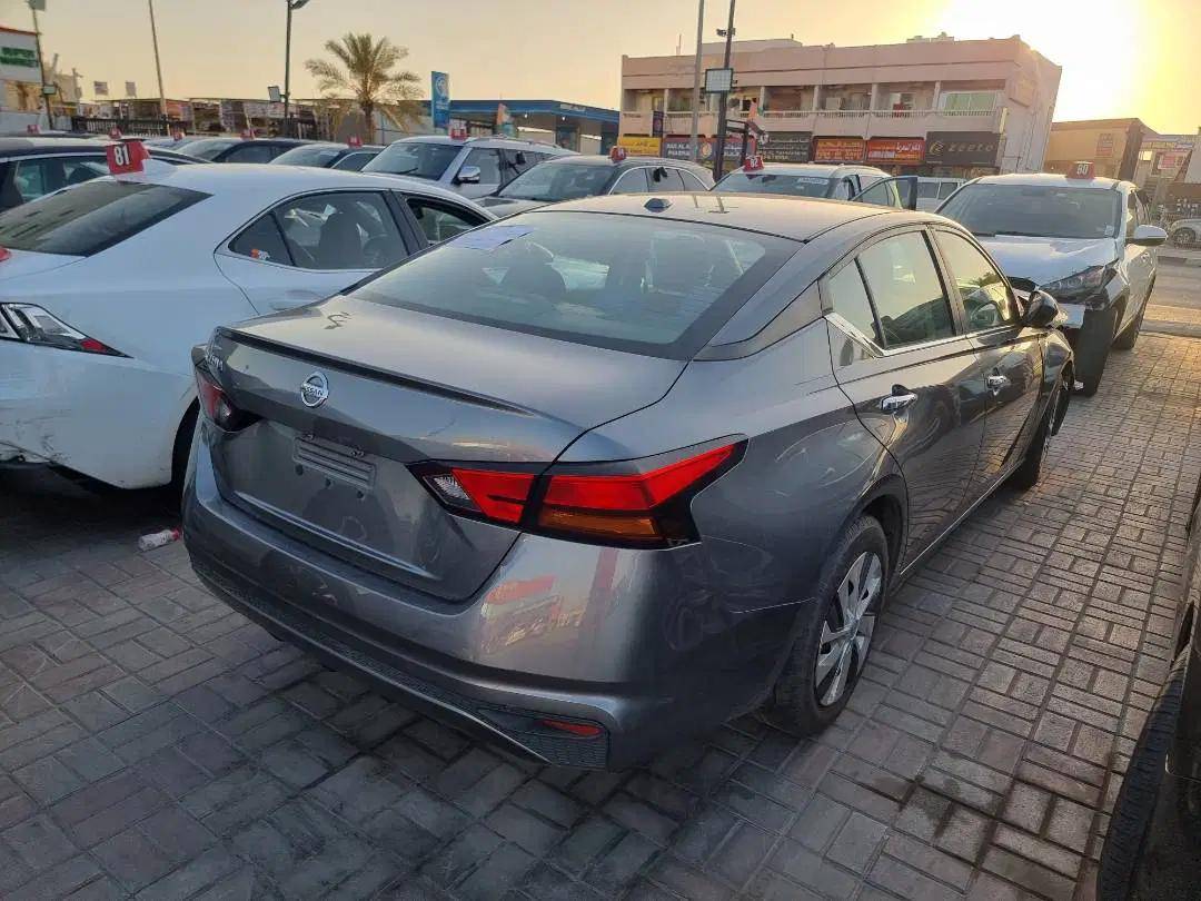 NISSAN ALTIMA