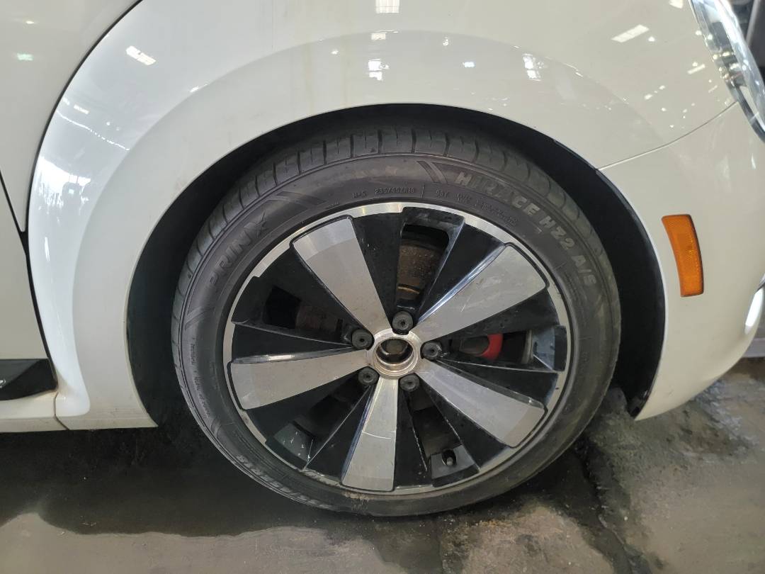 2012 VOLKSWAGEN BETTLE — 106636 Miles — Lot M647989 — Main - Marhaba Auctions Used Cars - Image 11