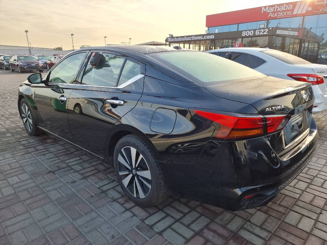 2019 NISSAN ALTIMA — 139509 Miles — Lot 40163702 — Main - Marhaba Auctions Used Cars - Image 4