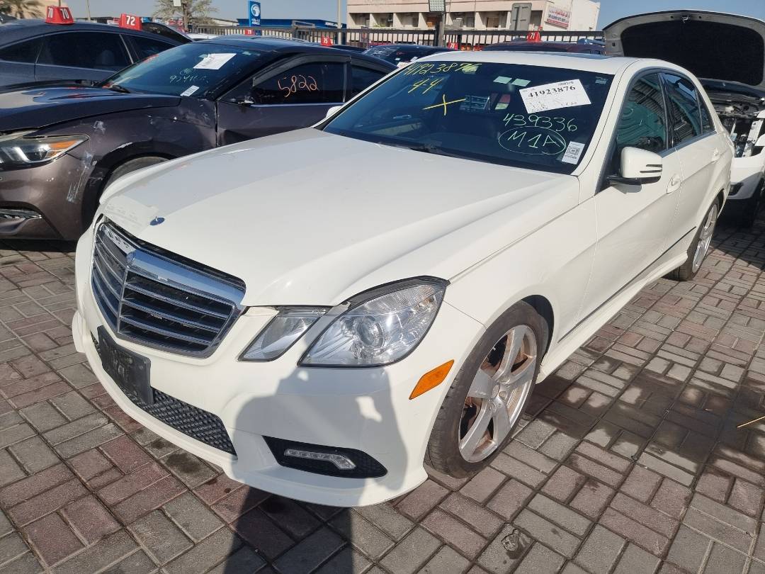 2011 MERCEDES BENZ E 350 — 212296 Miles — Lot 439336 — Ind. 12 - Marhaba Auctions Used Cars - Image 4