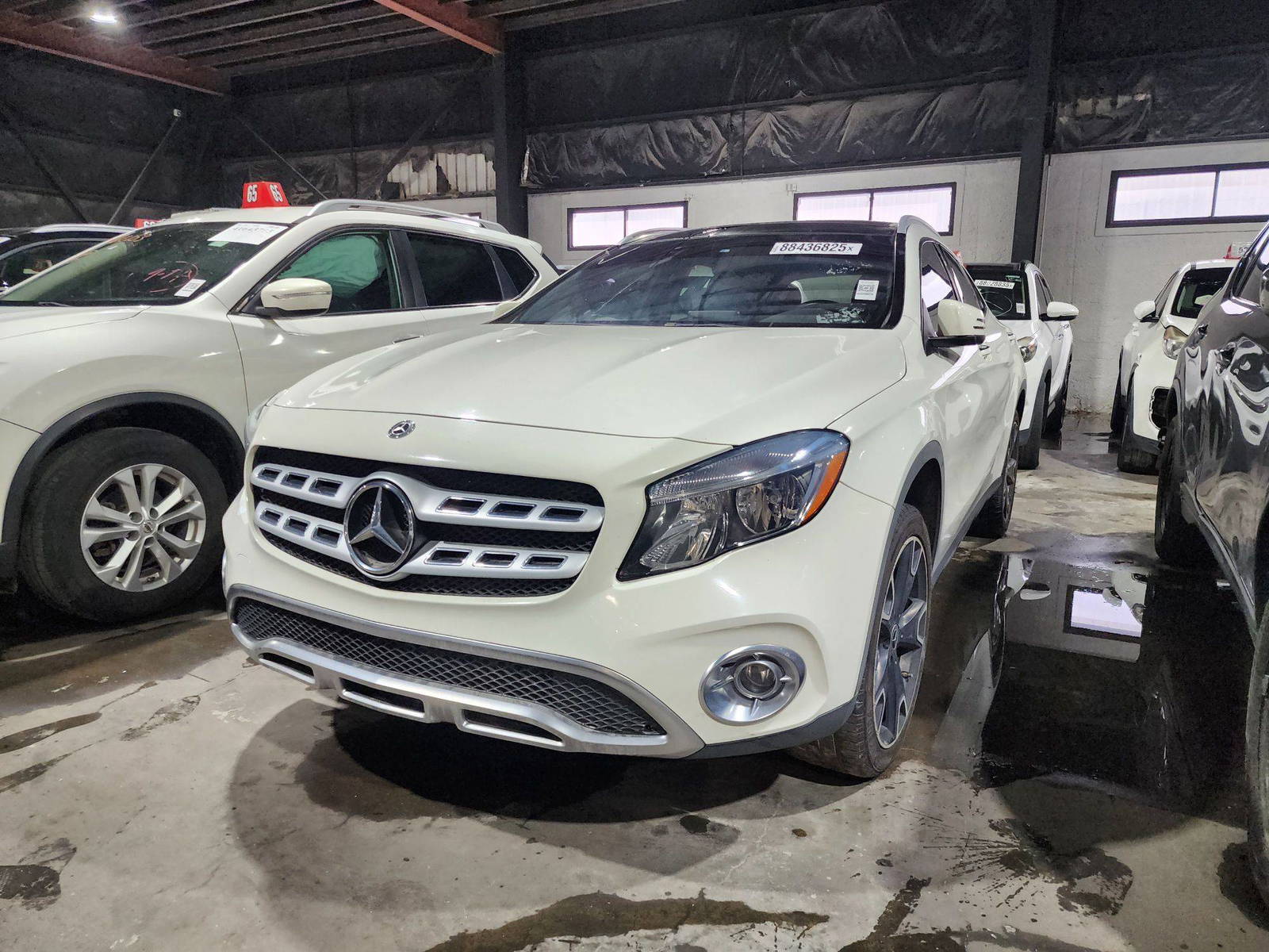 MERCEDES BENZ GLA-250 2018 - Marhaba Auction Used Cars - Image 4