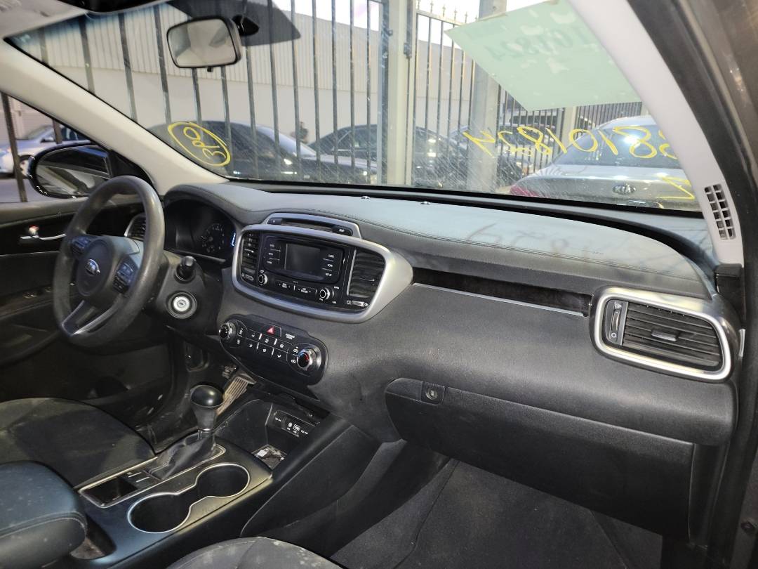 2018 KIA SORENTO — 125754 Miles — Lot 38101824 - Marhaba Auctions Used Cars - Image 6