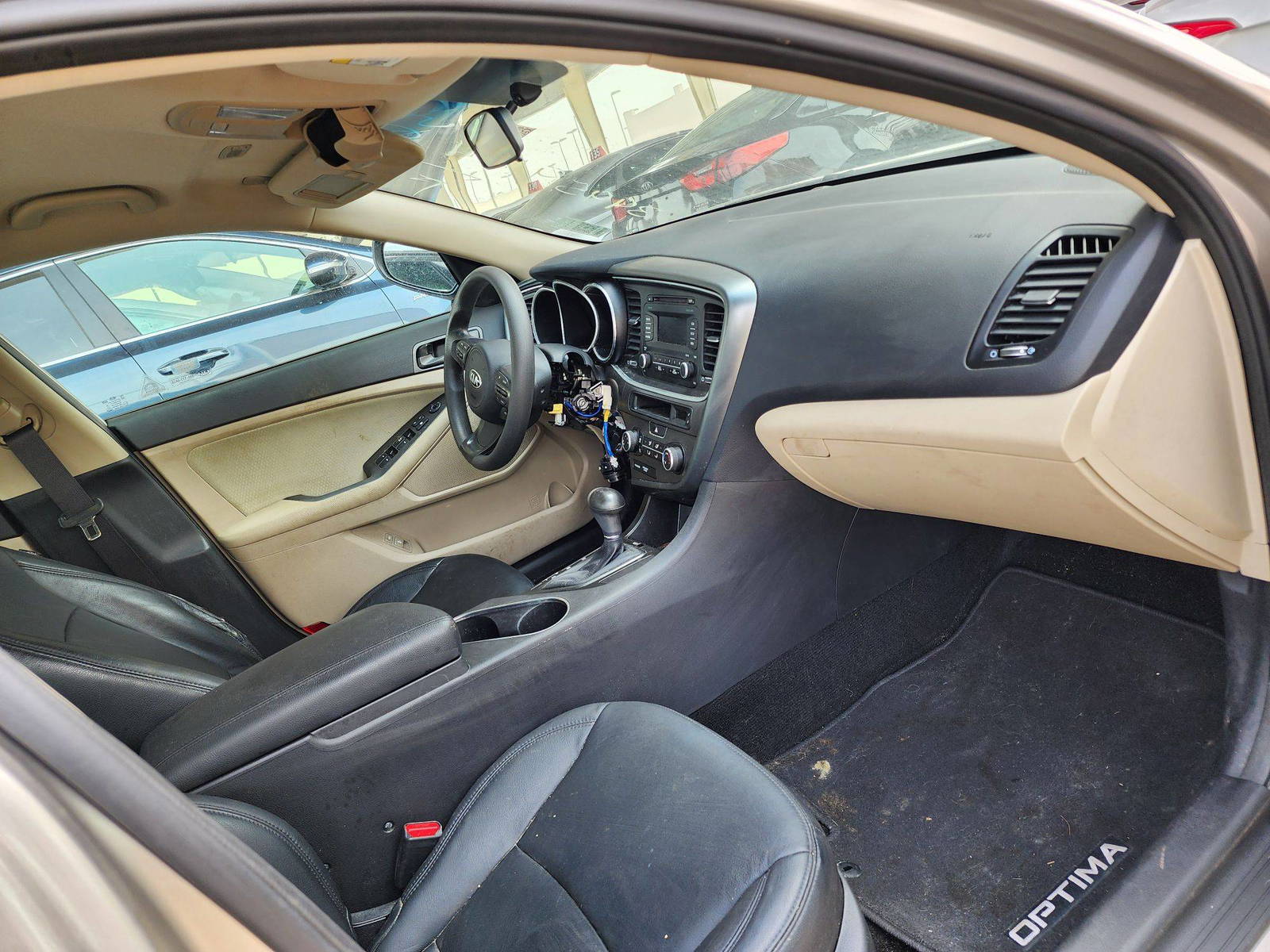 2015 KIA OPTIMA — 112534 Miles — Lot 39959134 — Souq - Marhaba Auctions Used Cars - Image 5