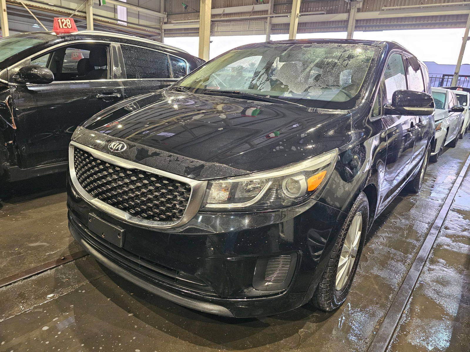 2017 KIA SEDONA — 238209 Miles — Lot 6227613 — Main - Marhaba Auctions Used Cars - Image 5