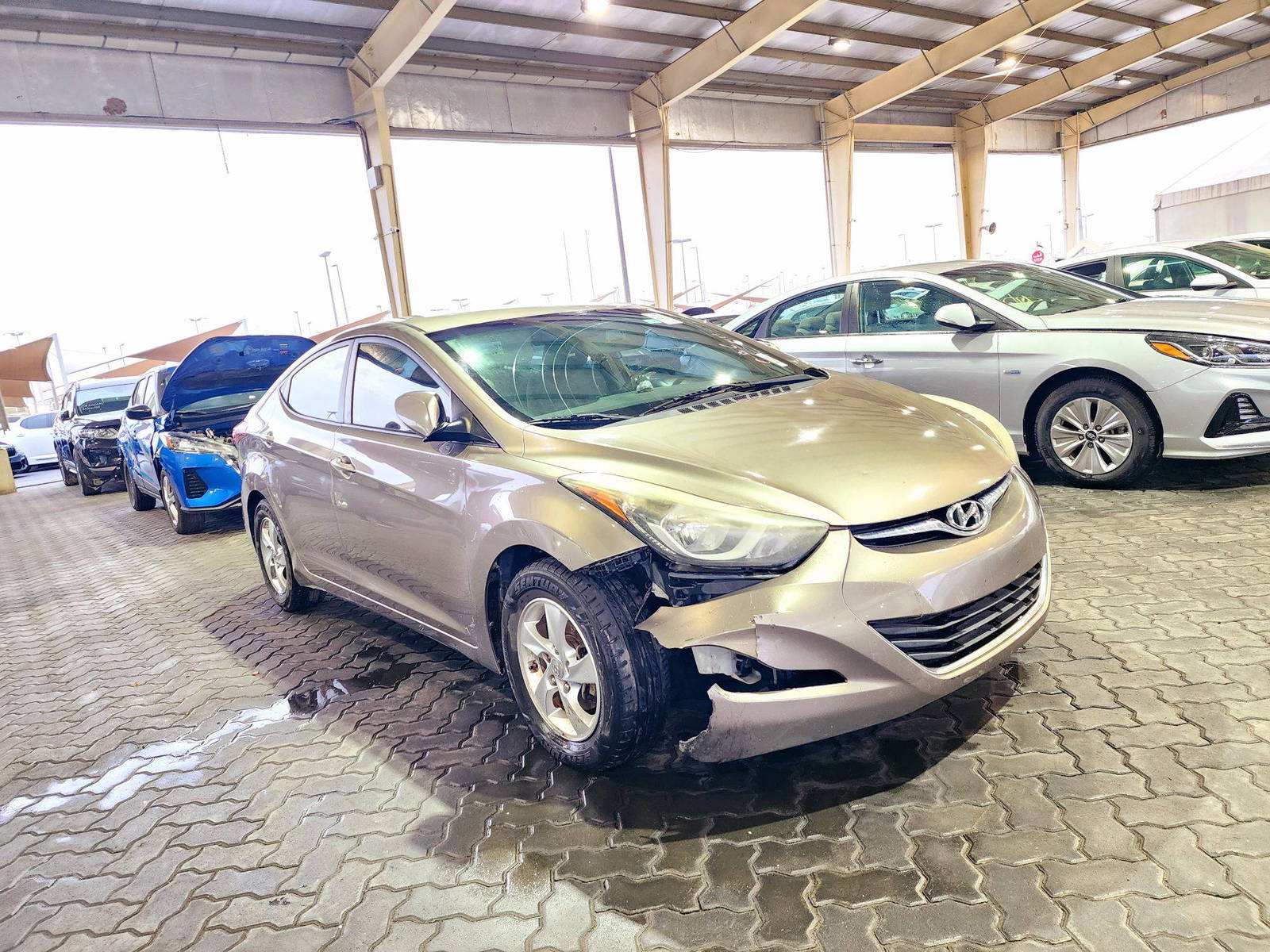 2015 HYUNDAI ELANTRA — 179515 Miles — Lot 51323 — Souq - Marhaba Auctions Used Cars - Image 4