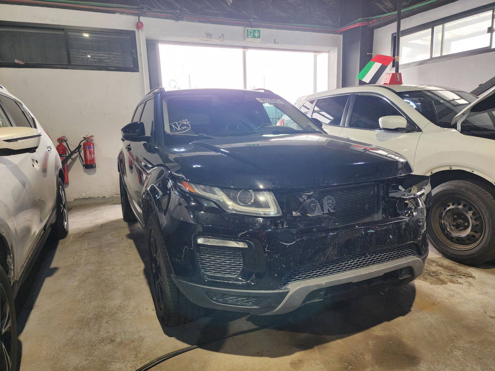 2017 LAND ROVER RANGE ROVER EVOQUE SE — 108872 Miles — Lot 88233565 — Ind. 12 - Marhaba Auctions Used Cars - Image 4