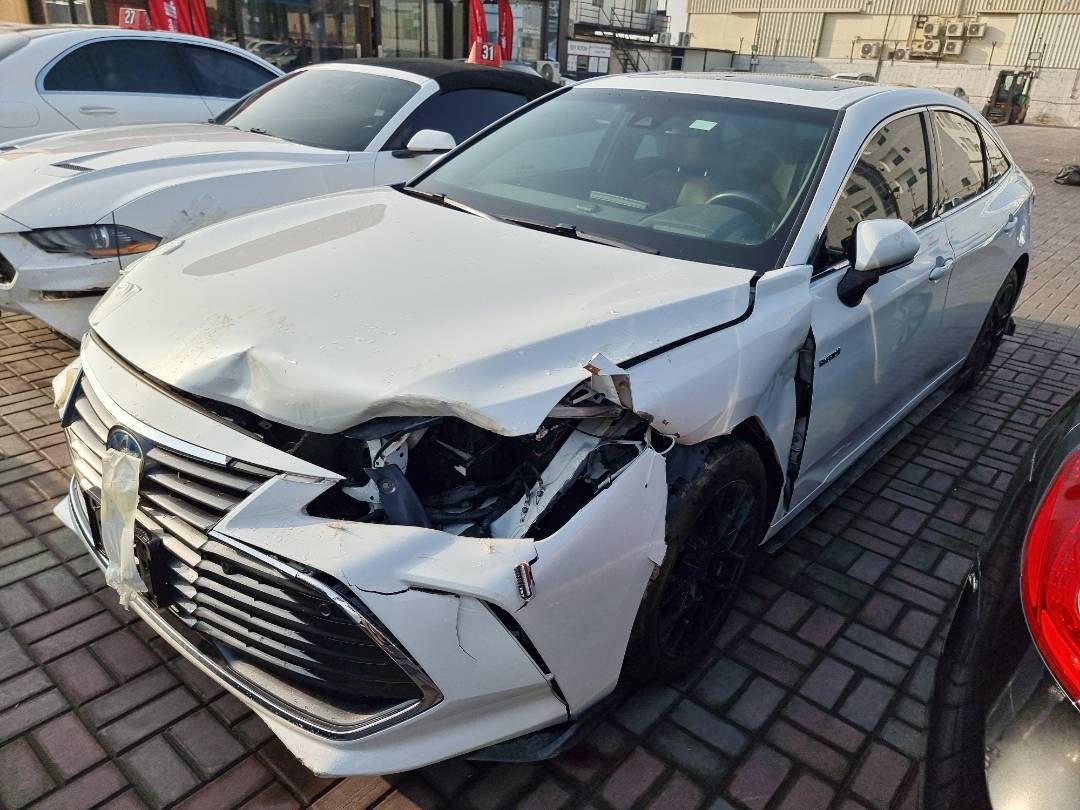 2019 TOYOTA AVALON — 126424 Miles — Lot 215487 — Main - Marhaba Auctions Used Cars - Image 5