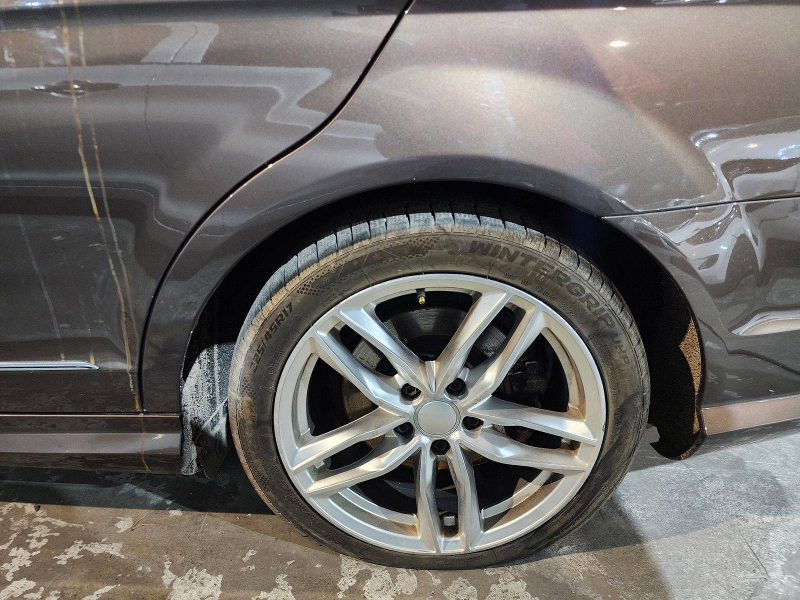 2013 MERCEDES BENZ C300 — 165903 KM — Lot 87605385 — Al Quoz - Marhaba Auctions Used Cars - Image 12