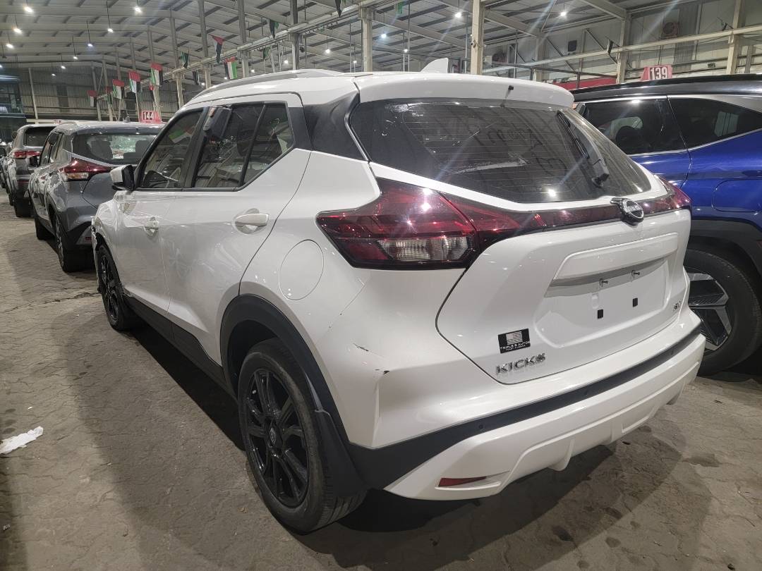 2022 NISSAN KICKS — 40569 Miles — Lot L495424 — Main - Marhaba Auctions Used Cars - Image 3