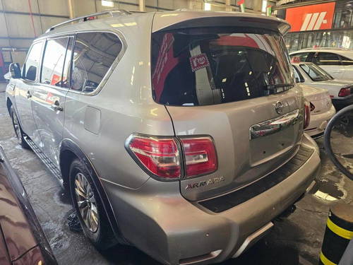 NISSAN ARMADA