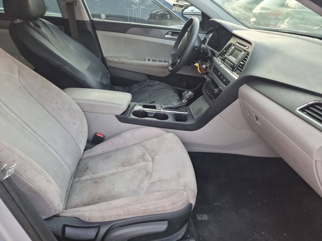 2015 HYUNDAI SONATA — 131866 Miles — Lot 0125487 — Souq - Marhaba Auctions Used Cars - Image 8