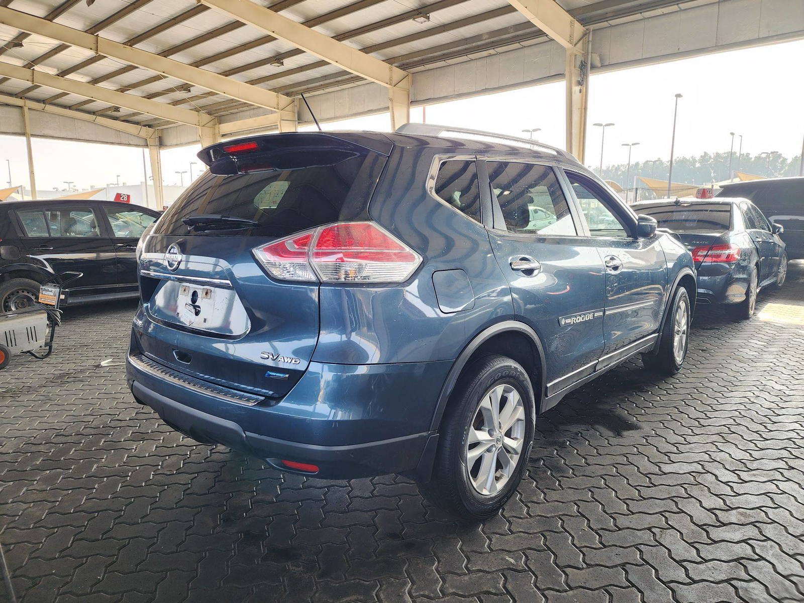2014 NISSAN ROGUE — 126843 KM — Lot 801407 — Souq - Marhaba Auctions Used Cars - Image 3