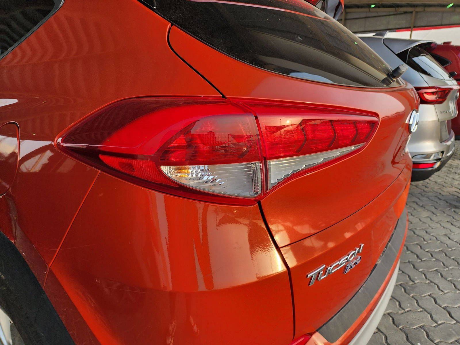 2017 HYUNDAI TUCSON — 114833 Miles — Lot 68255 — Main - Marhaba Auctions Used Cars - Image 9