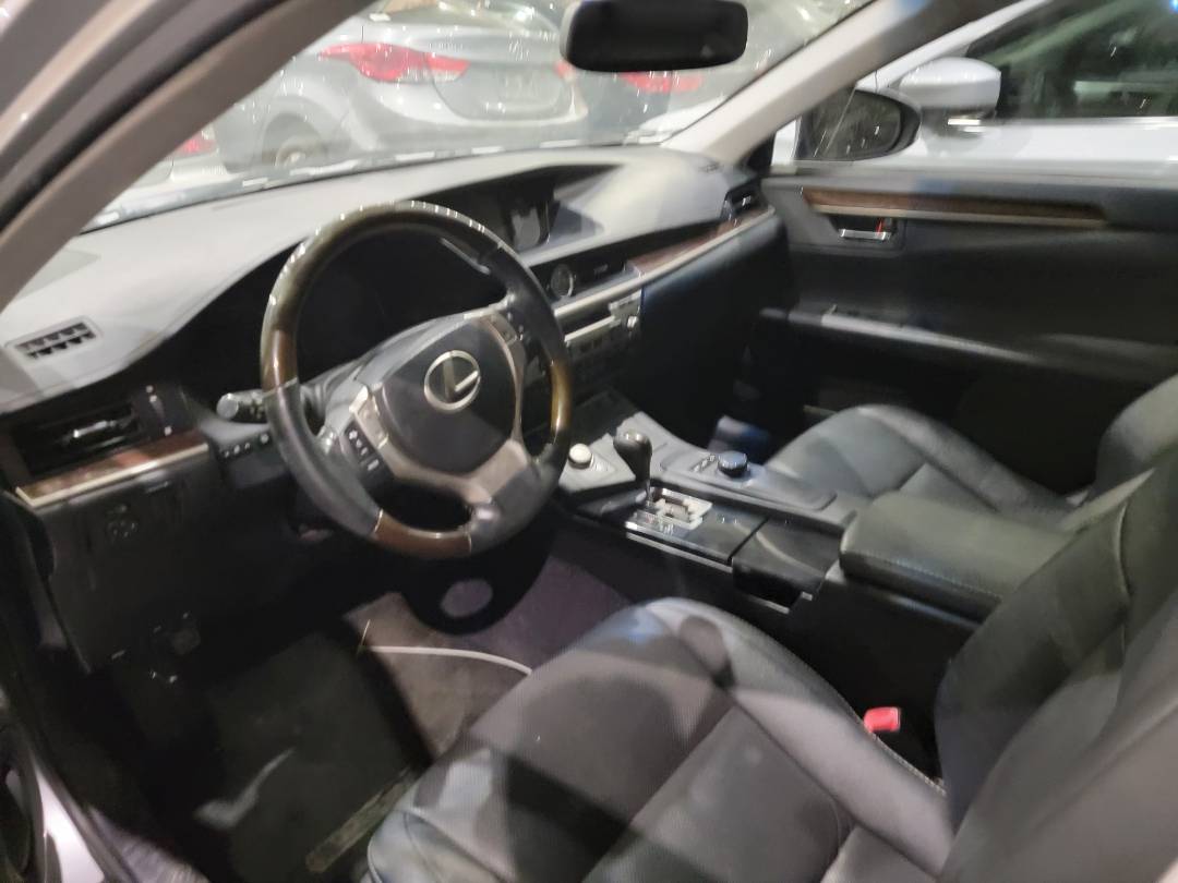 2014 LEXUS ES 350 — 184683 Miles — Lot 2114901 — Main - Marhaba Auctions Used Cars - Image 6