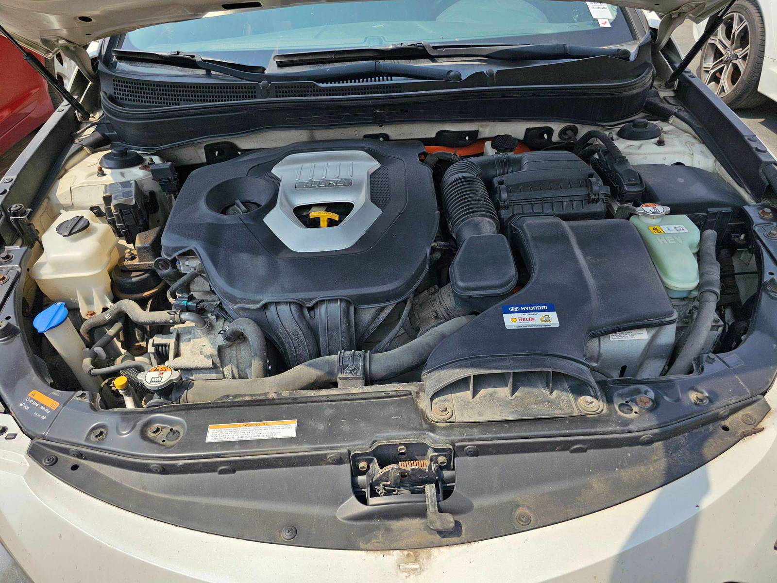 2014 HYUNDAI SONATA — 251610 KM — Lot 097753 — Souq - Marhaba Auctions Used Cars - Image 11