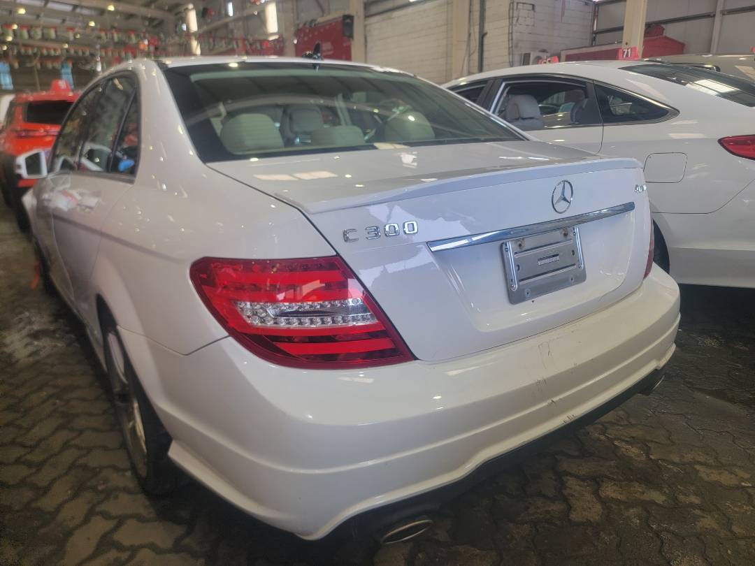 MERCEDES BENZ C300 2013 - Marhaba Auction Used Cars - Image 3