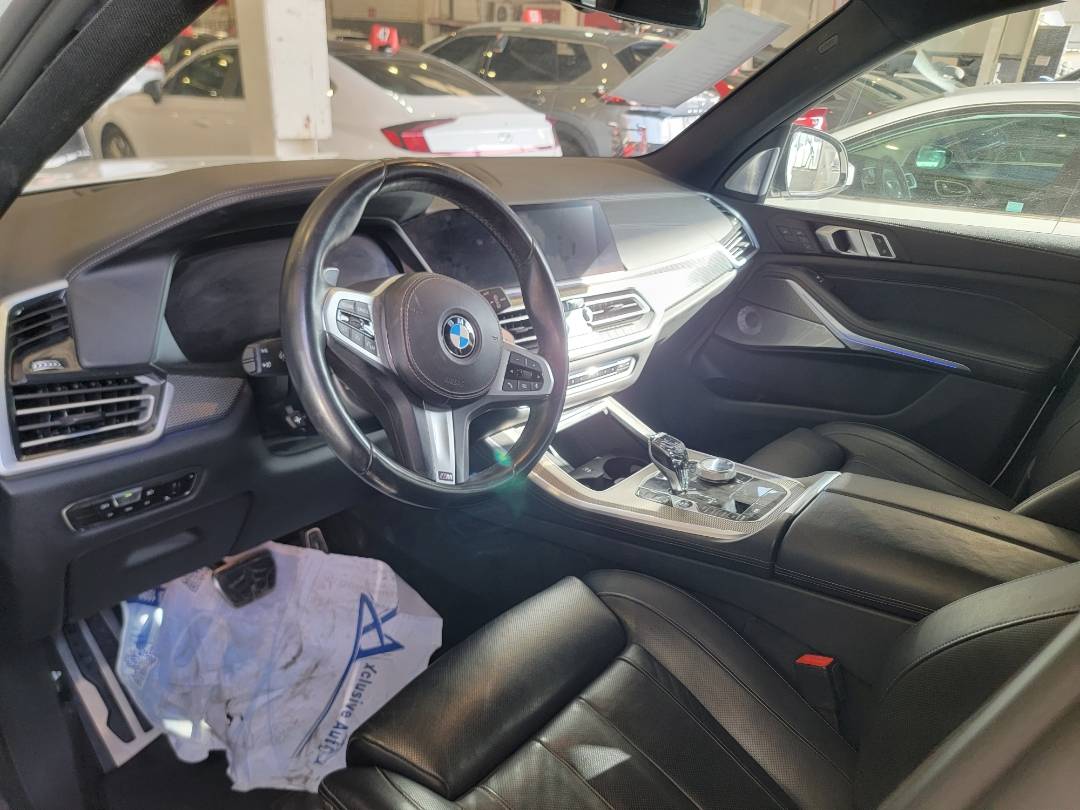 2022 BMW X5 M50I — 16000 KM — Lot N9J17486 — Main - Marhaba Auctions Used Cars - Image 7