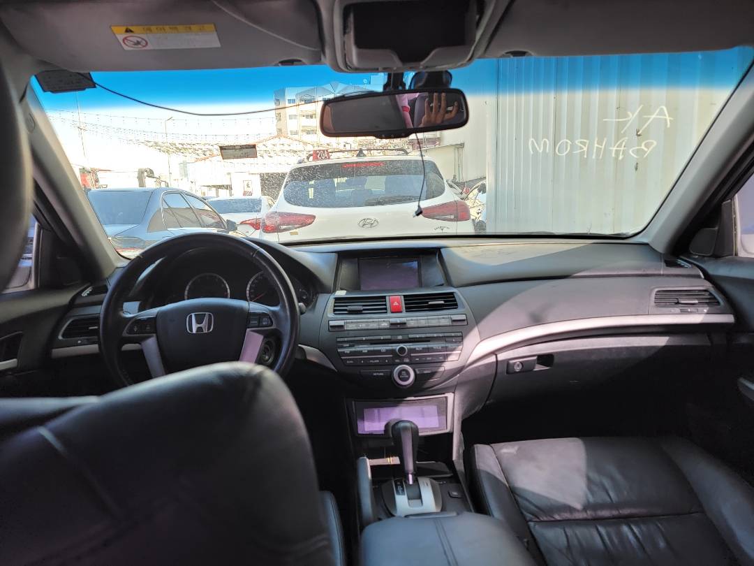 HONDA ACCORD 2010 - Marhaba Auction Used Cars - Image 6