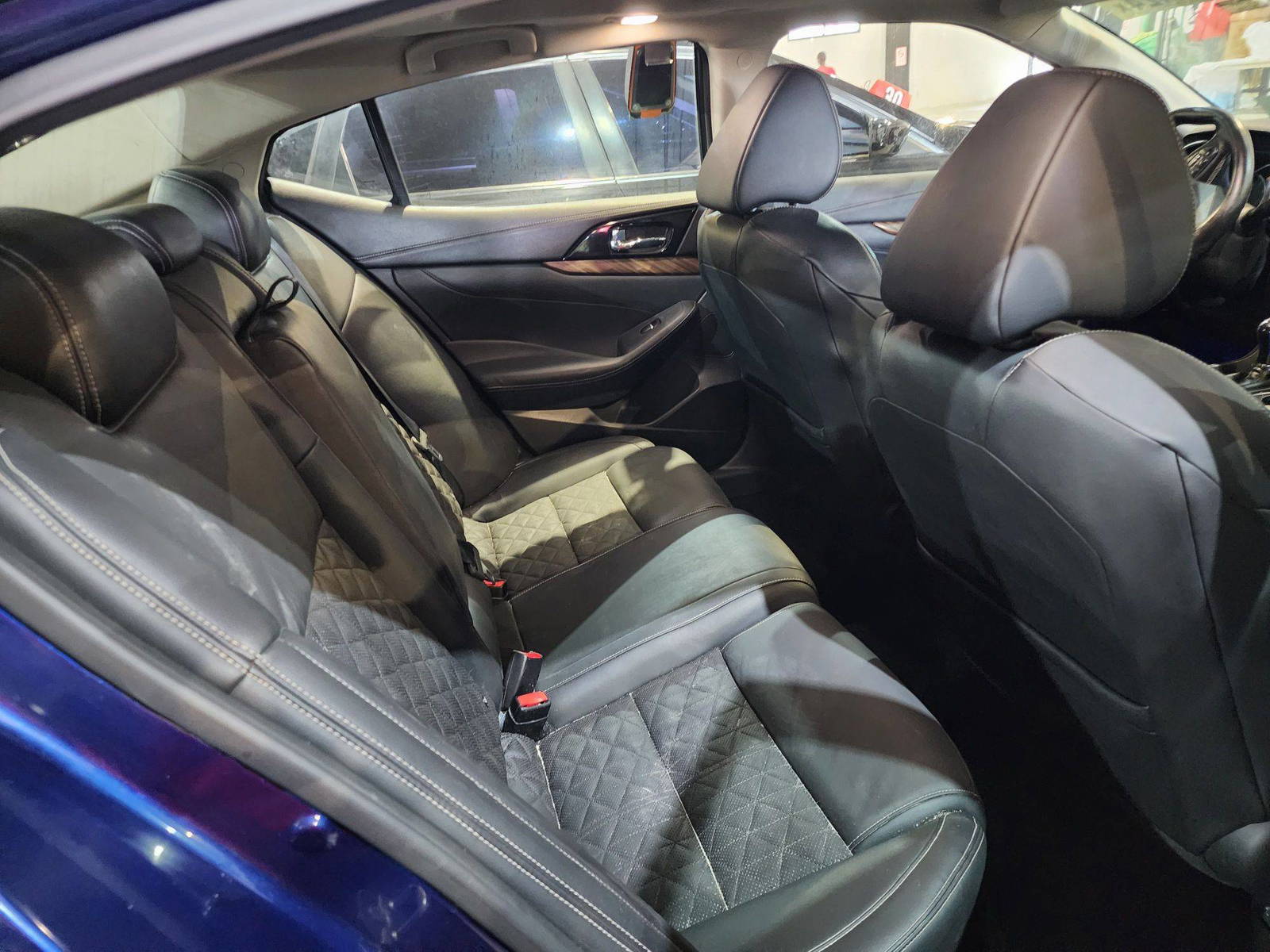 2016 NISSAN MAXIMA — 152719 Miles — Lot 447644 — Al Quoz - Marhaba Auctions Used Cars - Image 7