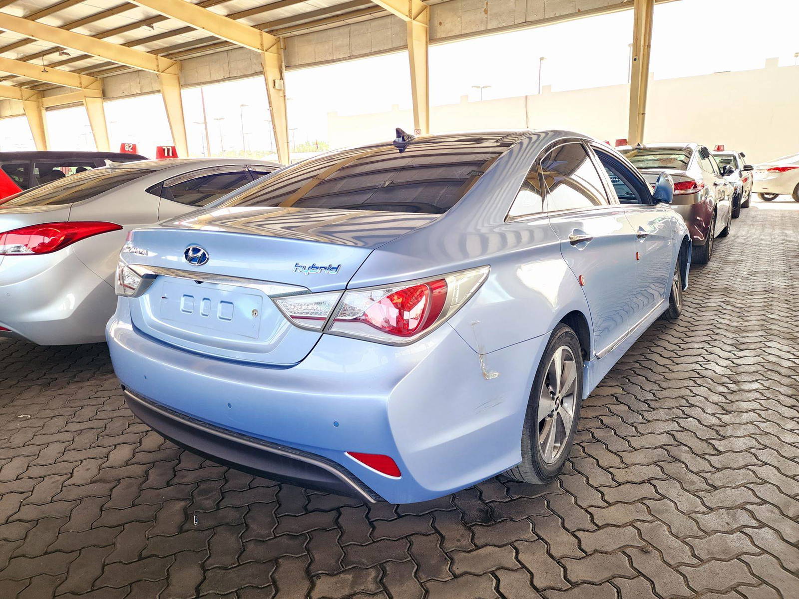 2012 HYUNDAI SONATA — 63691 KM — Lot 008523 — Souq - Marhaba Auctions Used Cars - Image 3