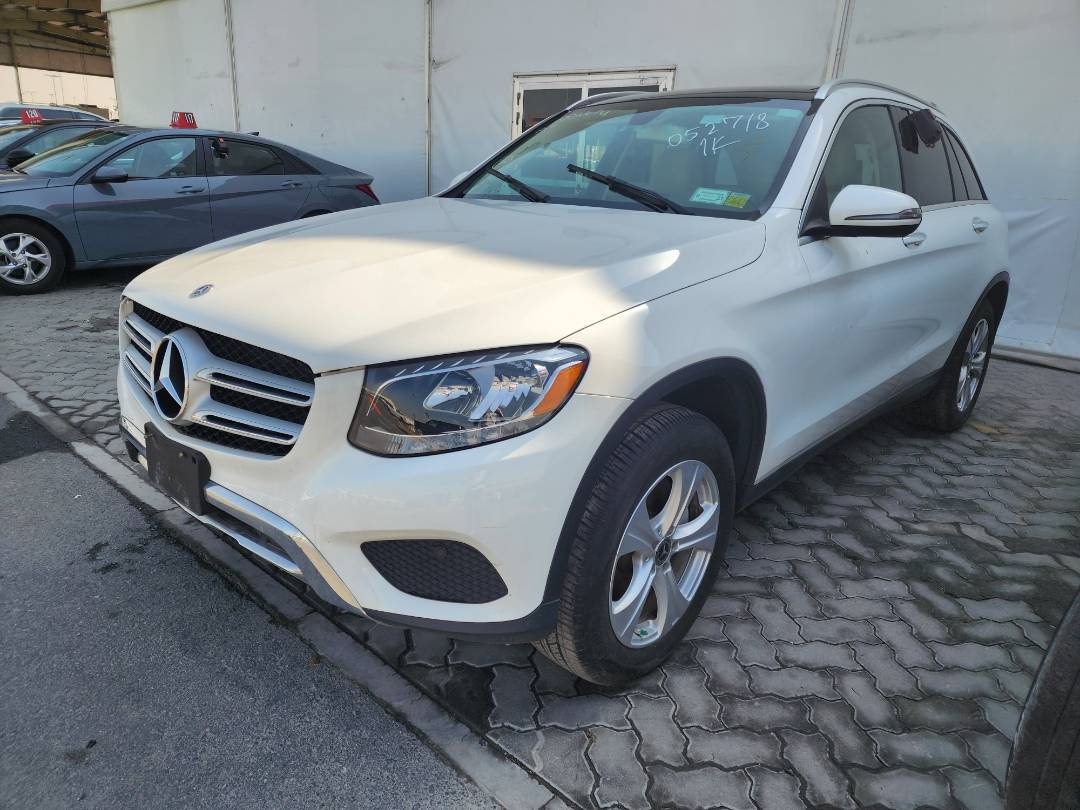 2018 MERCEDES BENZ GLC-300 — 78996 Miles — Lot 35506761 - Marhaba Auctions Used Cars - Image 5