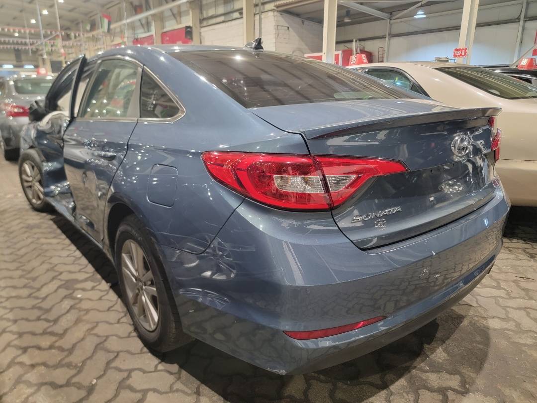 2017 HYUNDAI SONATA — 116078 Miles — Lot H447235 - Marhaba Auctions Used Cars - Image 10
