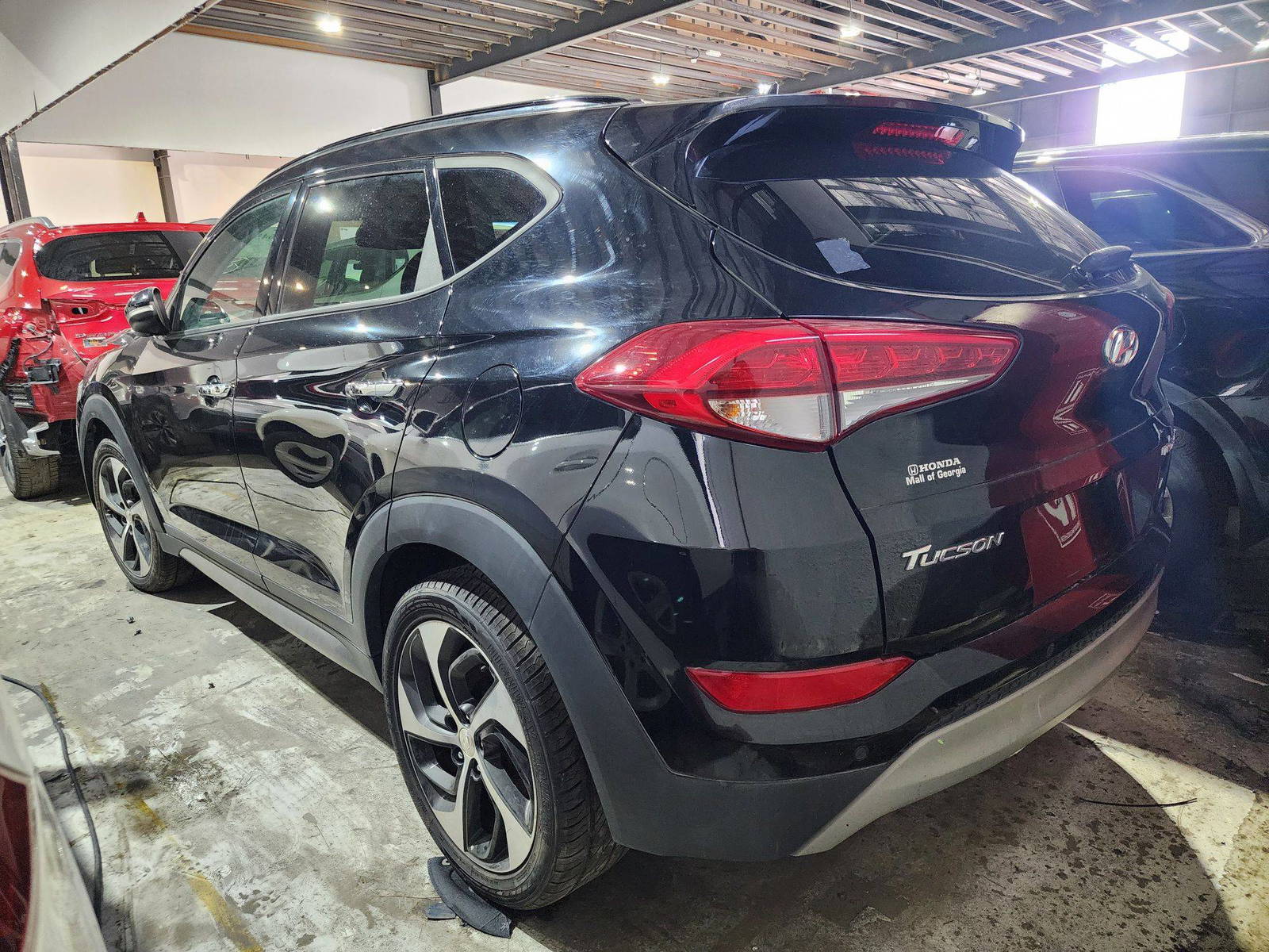 2017 HYUNDAI TUCSON — 92470 Miles — Lot 41464551 — Souq - Marhaba Auctions Used Cars - Image 3