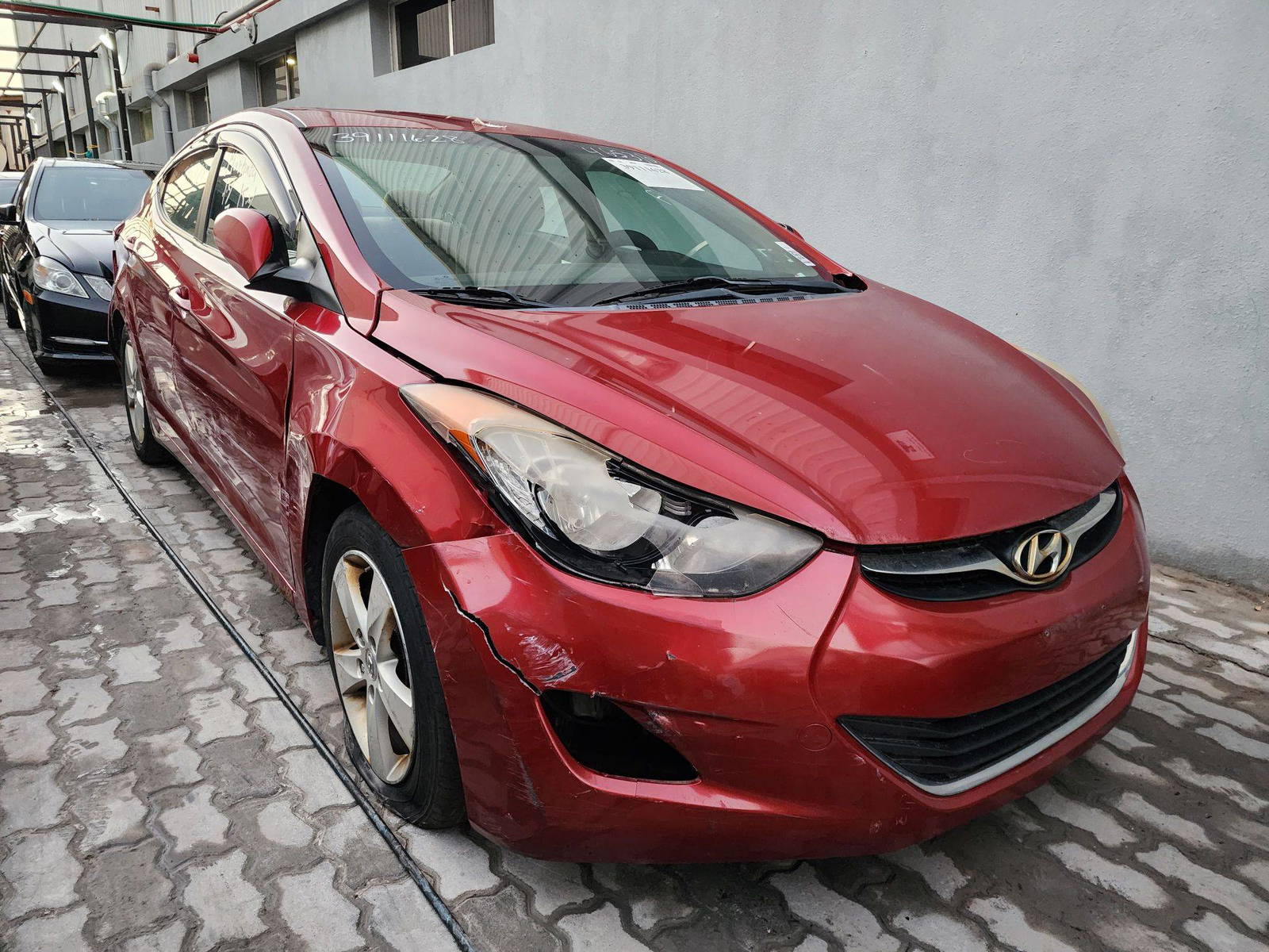 2012 HYUNDAI ELANTRA — 131561 Miles — Lot 465310 — Al Quoz - Marhaba Auctions Used Cars - Image 4