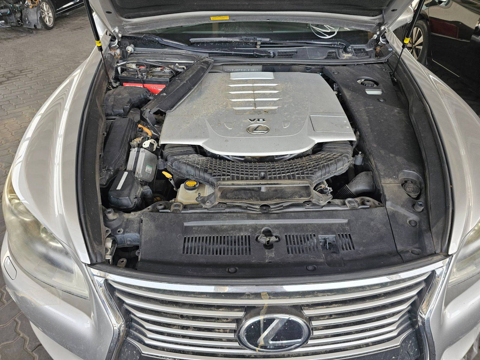 2013 LEXUS LS 460 — 112044 Miles — Lot 88987325 — Souq - Marhaba Auctions Used Cars - Image 11