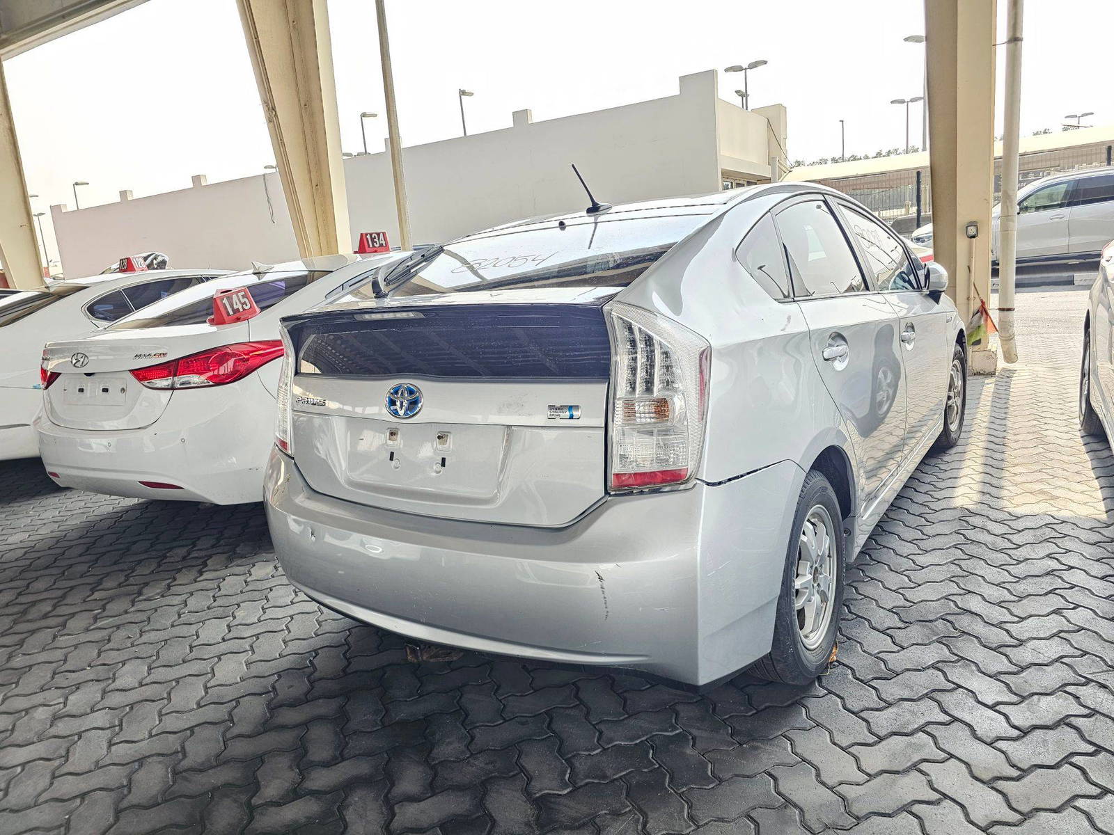 2010 TOYOTA PRIUS — 249578 Miles — Lot 42282054 — Souq - Marhaba Auctions Used Cars - Image 3