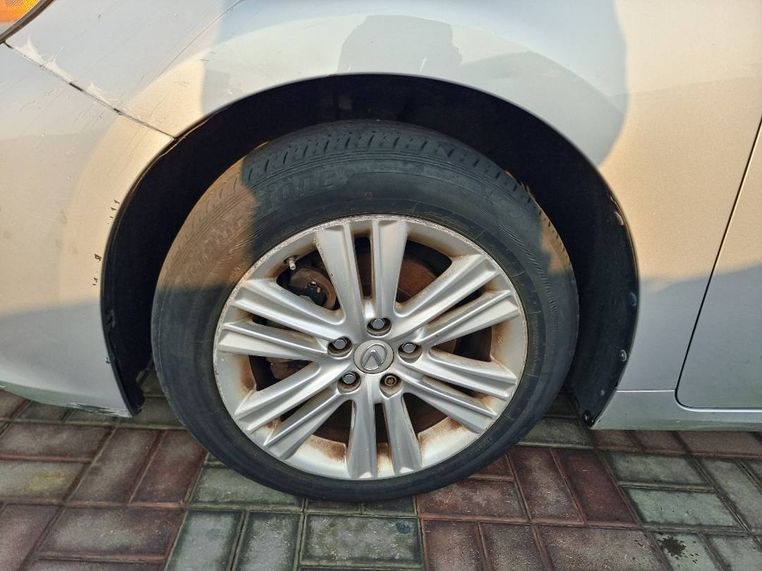 2014 LEXUS ES 350 — 175962 Miles — Lot 62277274 — Souq - Marhaba Auctions Used Cars - Image 11