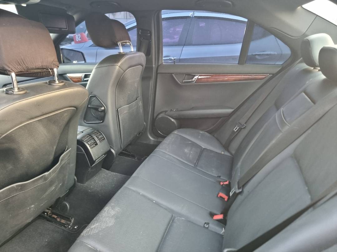 2011 MERCEDES BENZ C300 — 158877 Miles — Lot 155906 — Ind. 12 - Marhaba Auctions Used Cars - Image 6