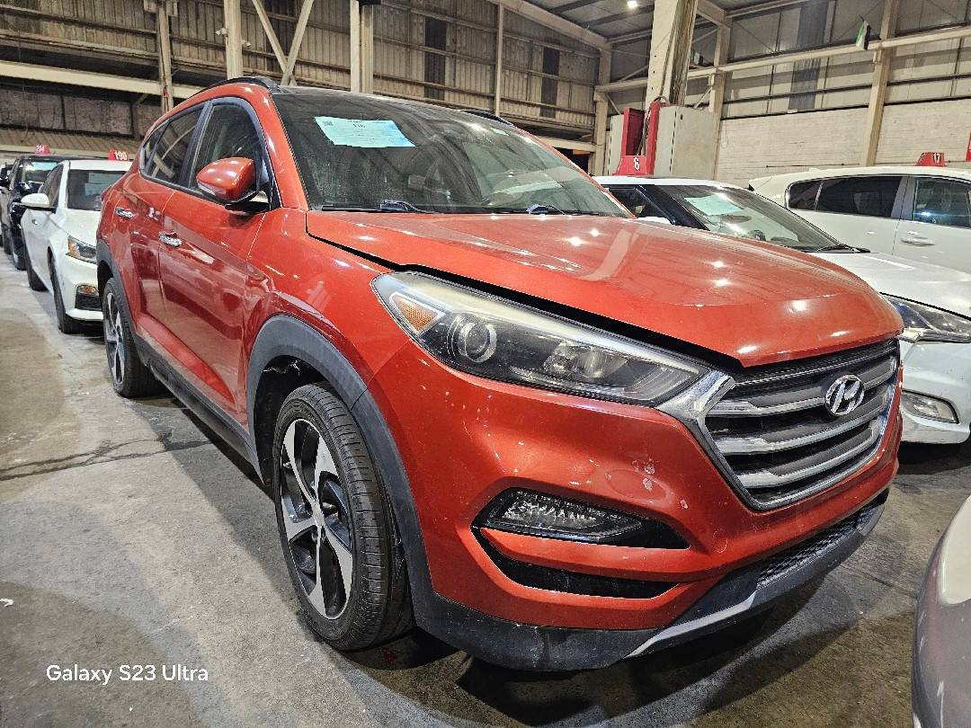 HYUNDAI TUCSON