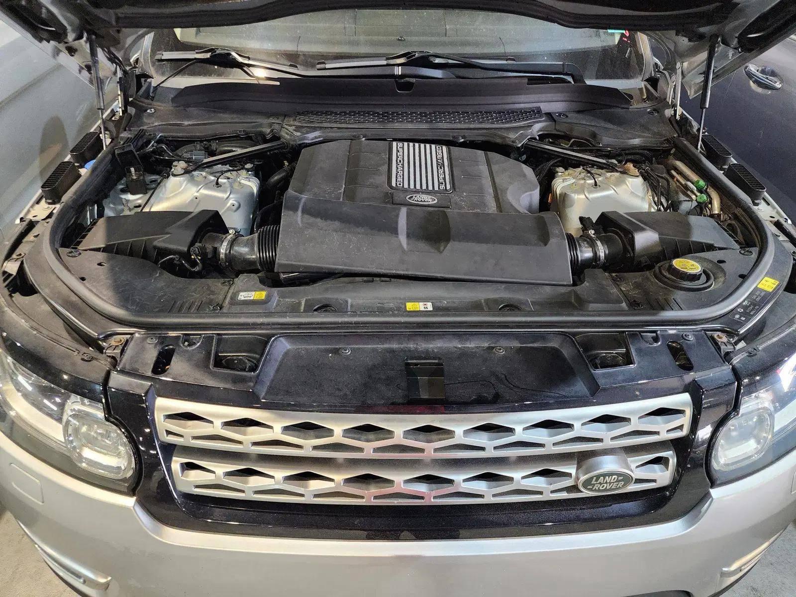 2016 LAND ROVER RANGE ROVER SPORT — 86093 Miles — Lot A661703 — Souq - Marhaba Auctions Used Cars - Image 13