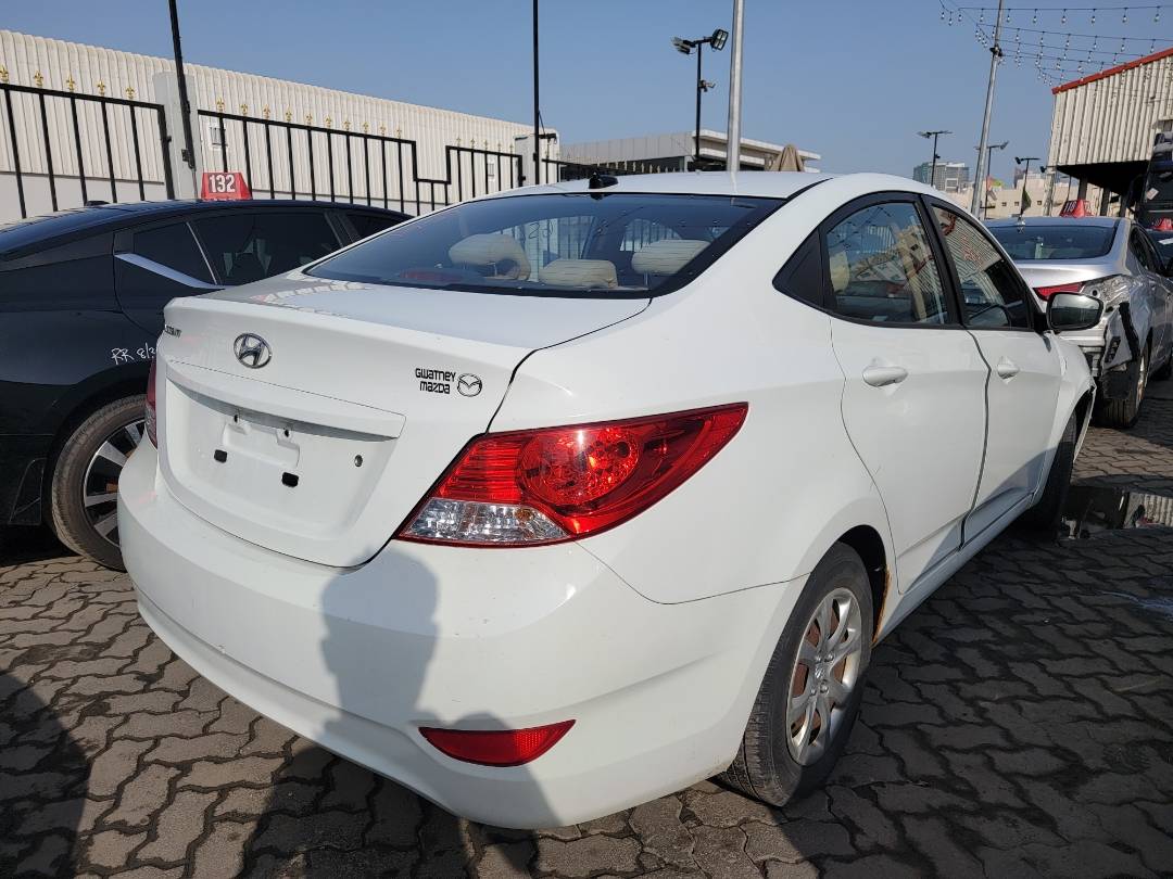 2014 HYUNDAI ACCENT — 156927 Miles — Lot 38756564 — Main - Marhaba Auctions Used Cars - Image 3