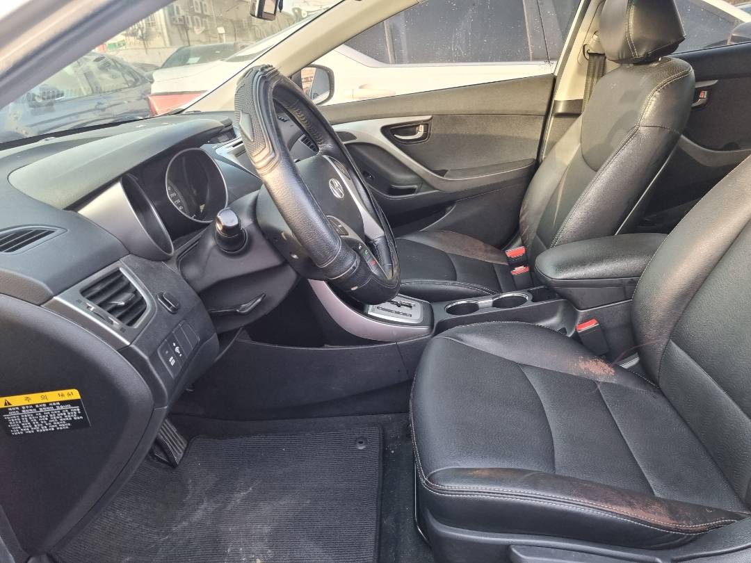 2012 HYUNDAI AVANTE — 128794 KM — Lot 125478 — Ind. 12 - Marhaba Auctions Used Cars - Image 8