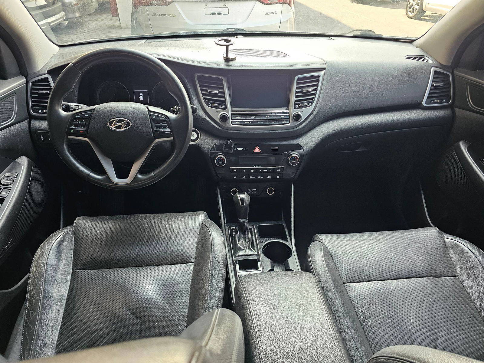 HYUNDAI TUCSON 2018 - Marhaba Auction Used Cars - Image 8