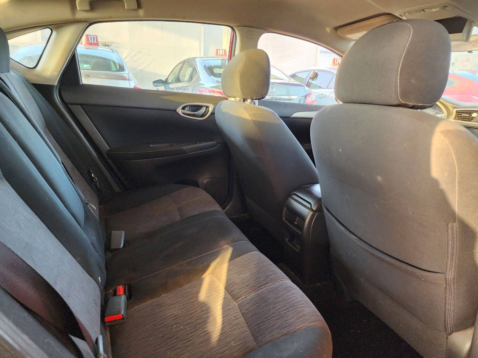 2015 NISSAN SENTRA — 82984 Miles — Lot 327245 — Souq - Marhaba Auctions Used Cars - Image 4