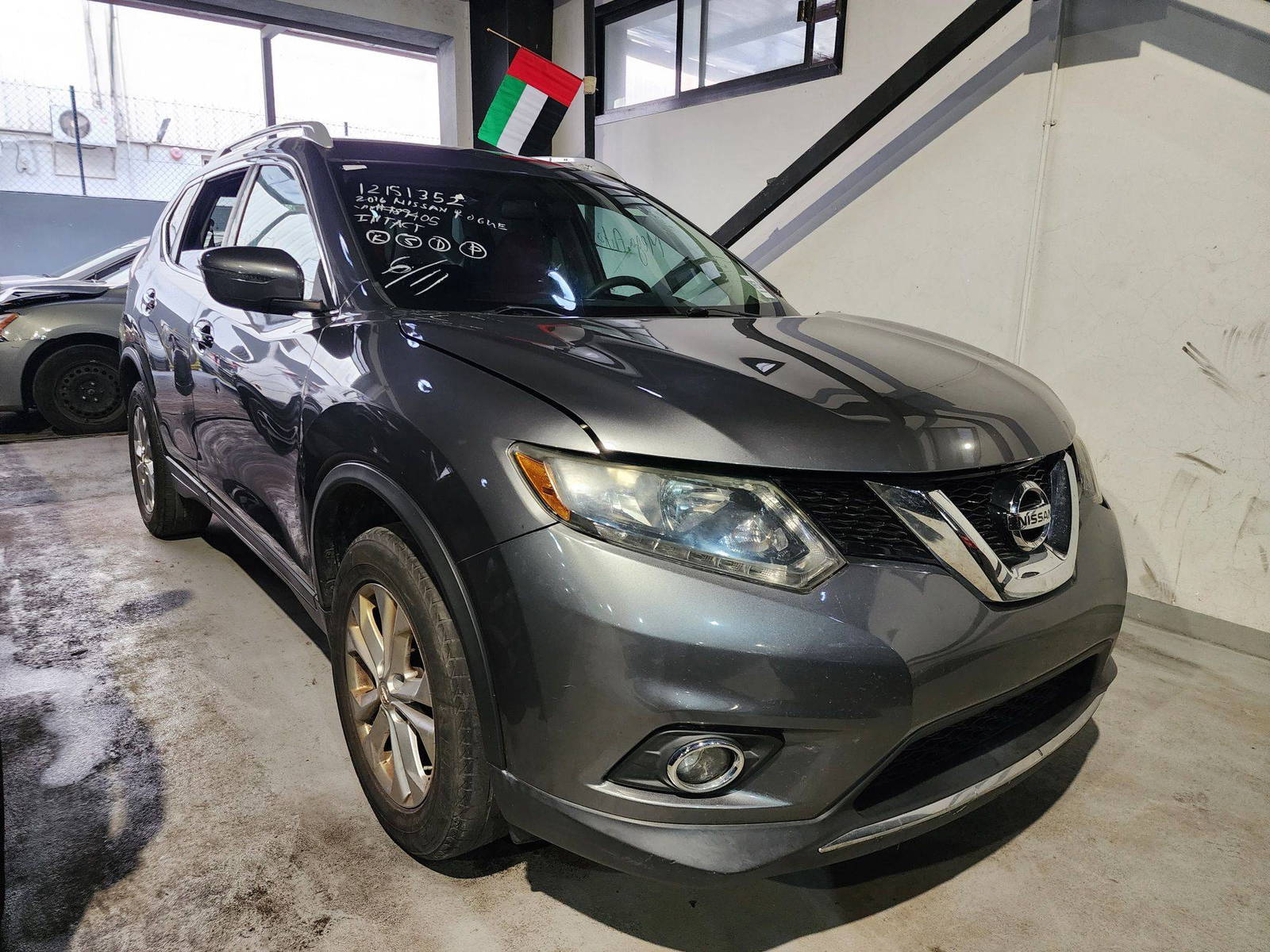 2016 NISSAN ROGUE — 166952 KM — Lot 12151352 — Al Quoz - Marhaba Auctions Used Cars - Image 8