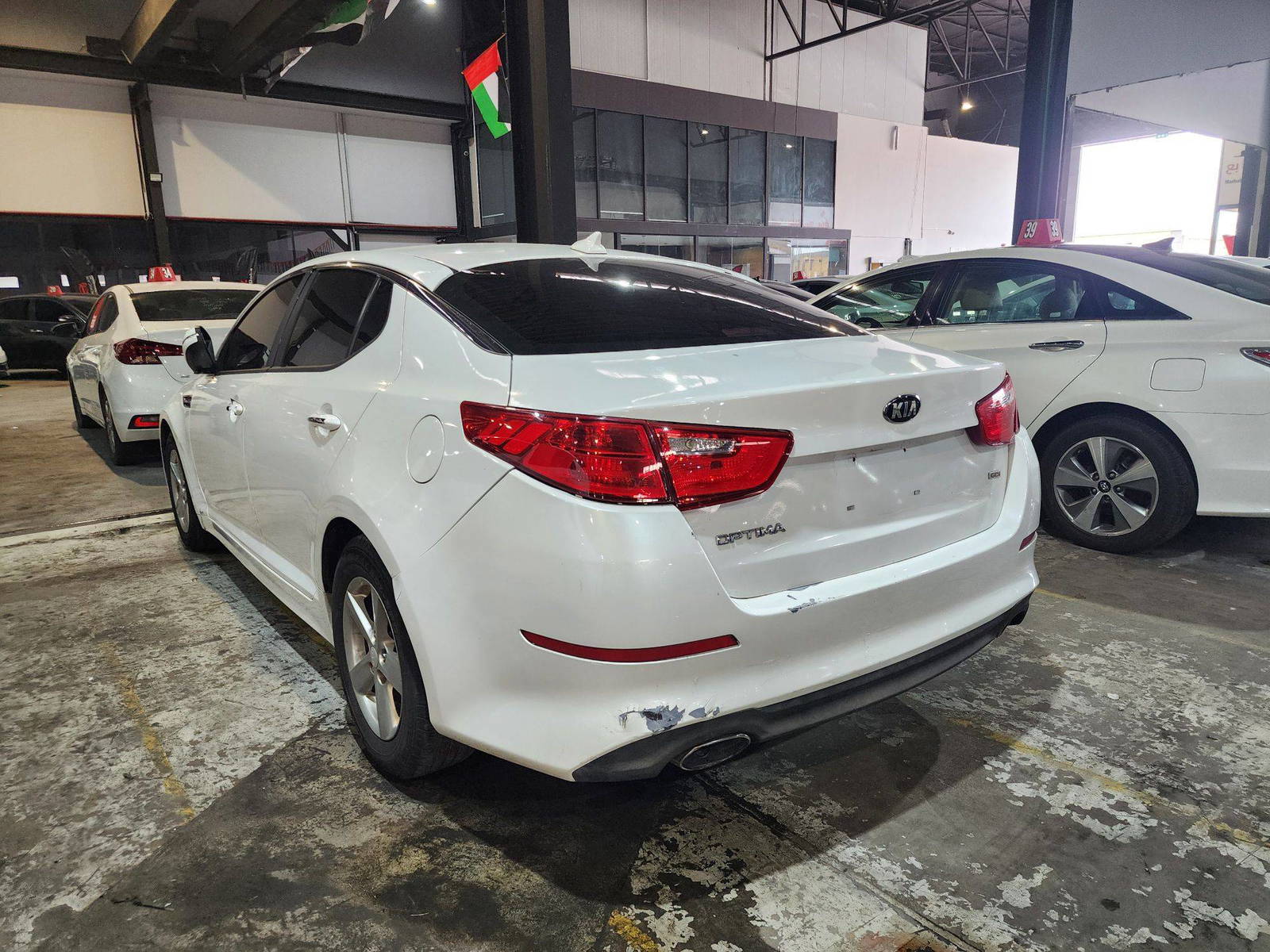 2015 KIA OPTIMA — 104628 Miles — Lot 472279 — Souq - Marhaba Auctions Used Cars - Image 4