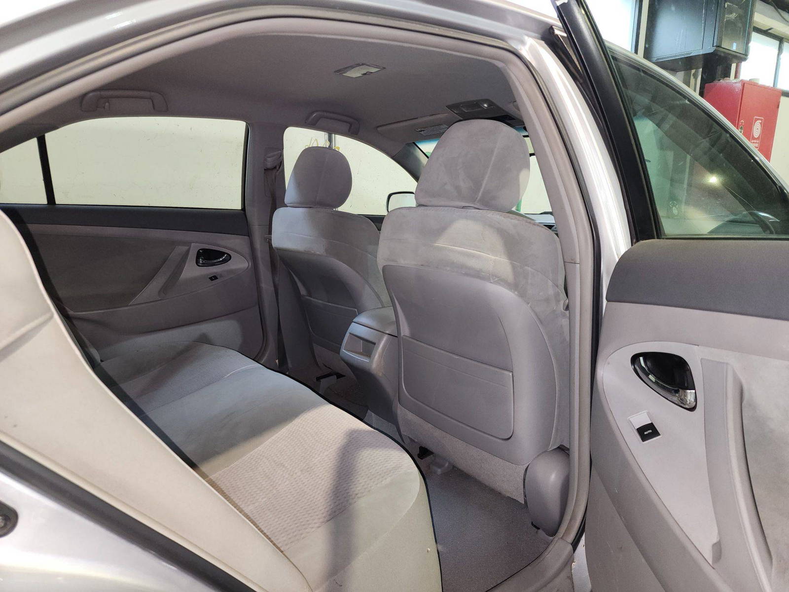 TOYOTA CAMRY 2010 - Marhaba Auction Used Cars - Image 7