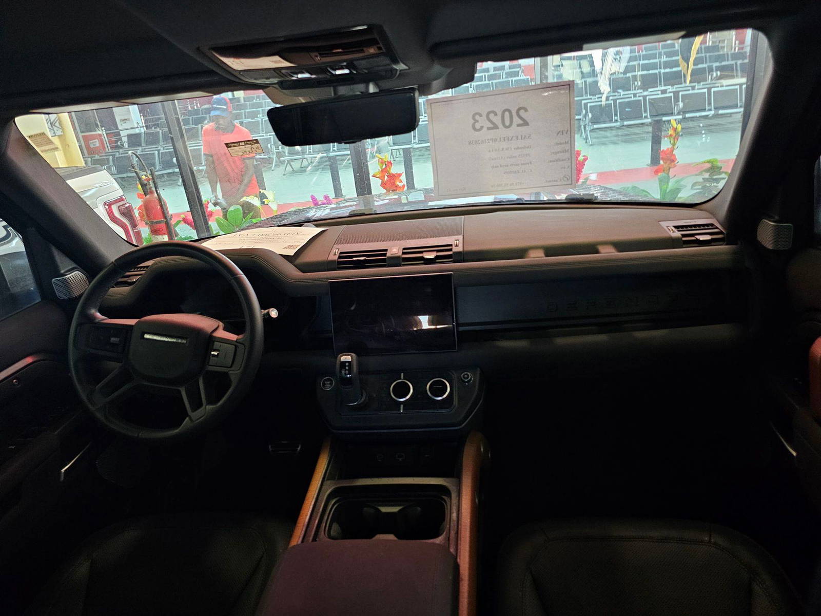 LAND ROVER defender 130 X 2023 - Marhaba Auction Used Cars - Image 8