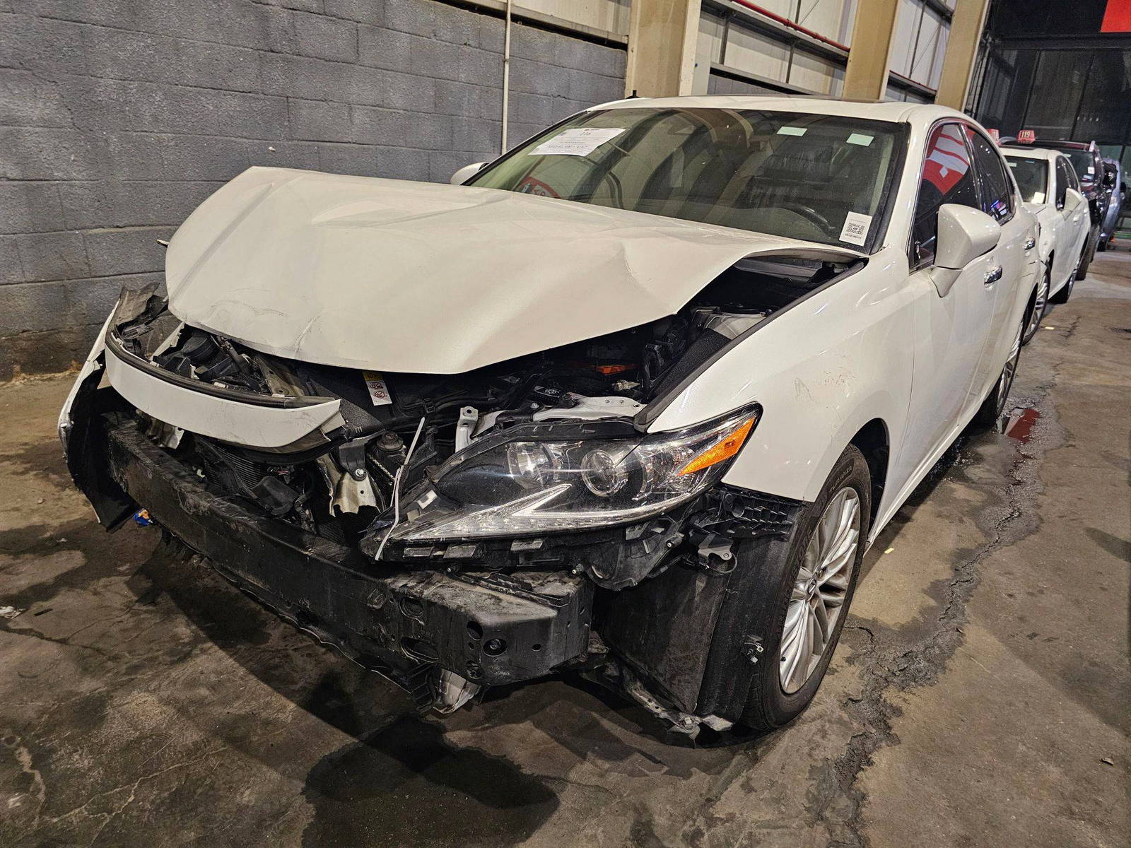 LEXUS ES 350 2018 - Marhaba Auction Used Cars - Image 5